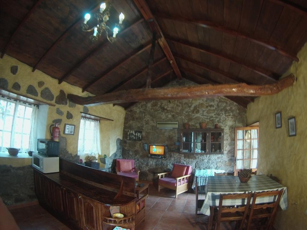 Landhuis - Laendliches Haus, Pepita La De Flores Tejeda (Gran Canaria)